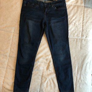Low Rise Power Skinny Cindy Fit by Guess